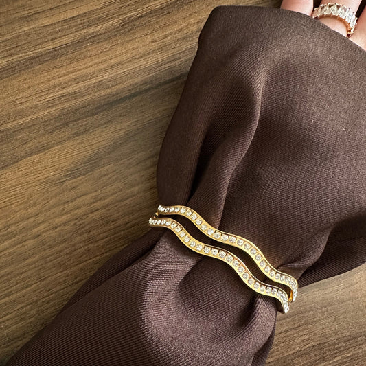 Wavy Pavé Bangle